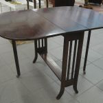 578 3467 DROP-LEAF TABLE